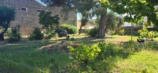 Dpt Var (83), à vendre TOULON maison 5 pièces + terrain 1000m² + garage.