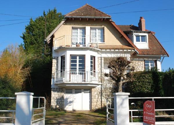 Maison à vendre    6 pièces •  Cosne-Cours-sur-Loire