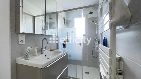 Maison
         4 pièces
        - 122 m² 387 000 €*