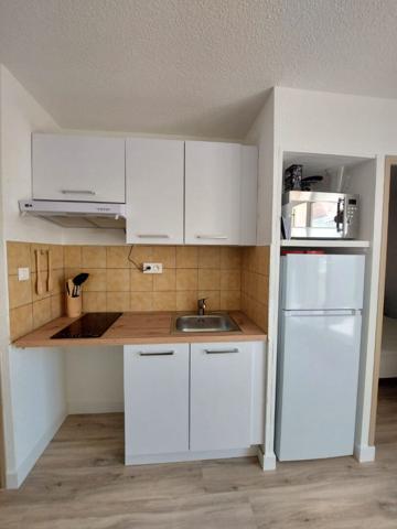 APPARTEMENT T2 MEUBLE - SETE