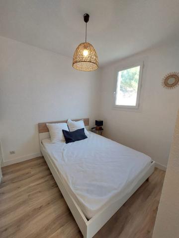 APPARTEMENT T2 MEUBLE - SETE