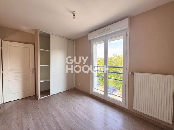À vendre – Duplex avec terrasse, parking et cave à Neuves-Maisons