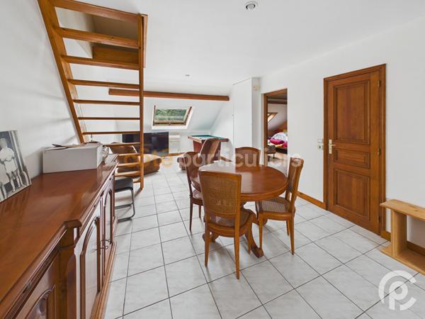 Vente
                Immeuble320 m² - 12 Pièces -
                    CLAMART (92140)