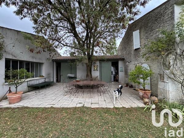 Maison à vendre 8 pièces 220 m² Saint-Xandre