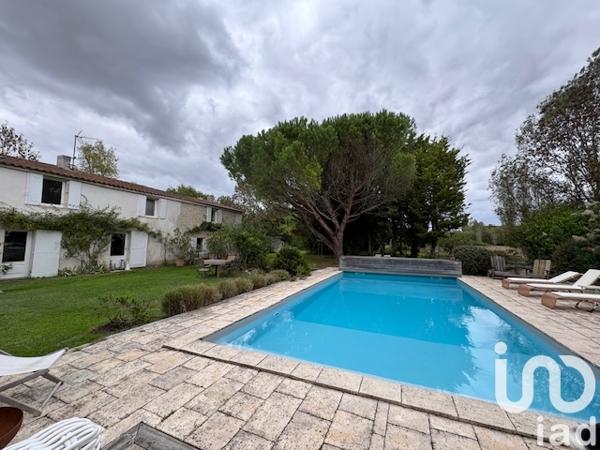 Maison à vendre 8 pièces 220 m² Saint-Xandre
