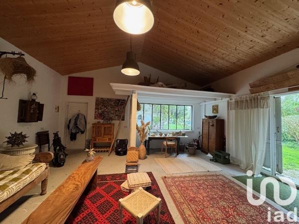 Maison à vendre 8 pièces 220 m² Saint-Xandre