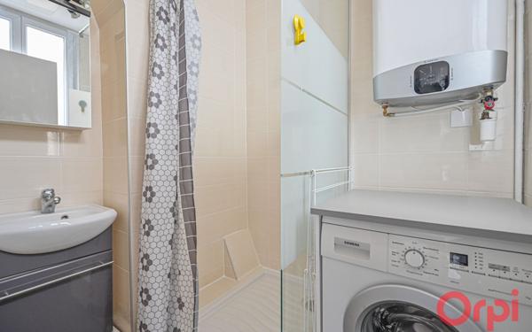Appartement à louer    2 pièces • 32,90 m2 Paris 17