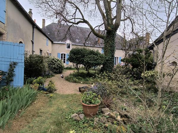 Vente / Maison avec dépendance