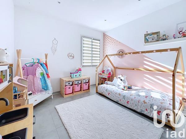 Maison à vendre 5 pièces 103 m² Saint-Mitre-les-Remparts