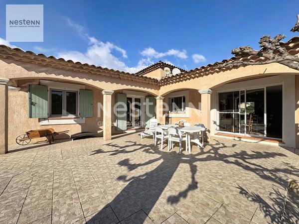 Maison de type 5 d'environ 180m² sur un terrain de 1000m² avec piscine