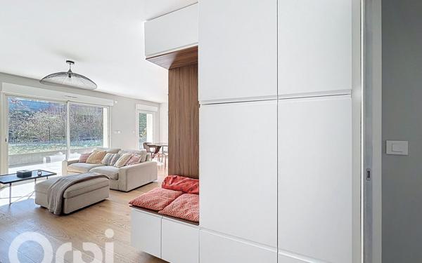 Appartement à vendre    4 pièces • 83,83 m2 Valleiry