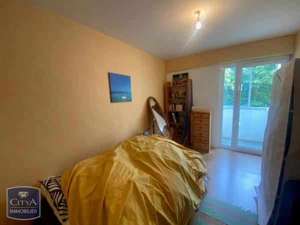 Appartement à vendre 4 pièces 77m² Saint-Brieuc (22000)