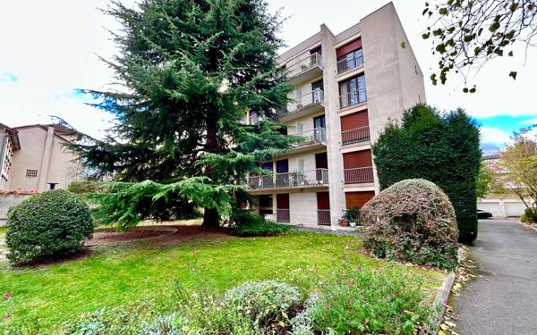 Appartement à louer    2 pièces • 42,30 m2 Nogent-sur-Marne