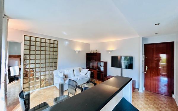 Appartement à louer    2 pièces • 42,30 m2 Nogent-sur-Marne