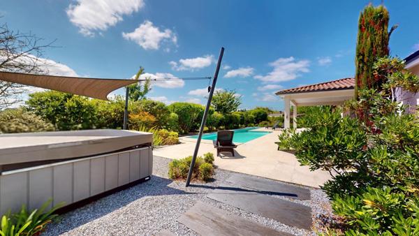 Maison familiale de plain-pied – 5 chambres