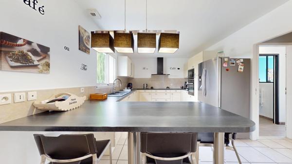 Maison familiale de plain-pied – 5 chambres