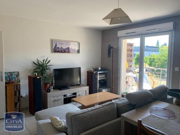 Appartement à louer 2 pièces 43.94m²