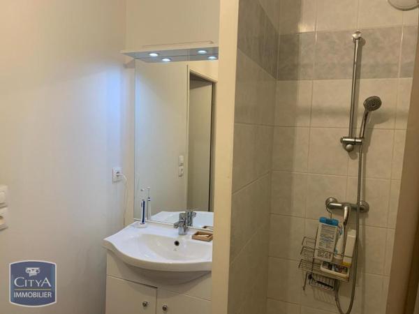 Appartement à louer 2 pièces 43.94m²