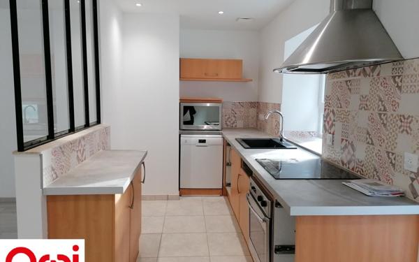 Appartement à louer    3 pièces • 85 m2 Le Grand-Lemps