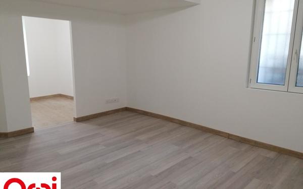Appartement à louer    3 pièces • 85 m2 Le Grand-Lemps