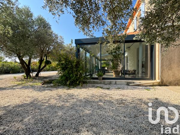 Maison à vendre 9 pièces 211 m² Saint-Martin-de-Crau