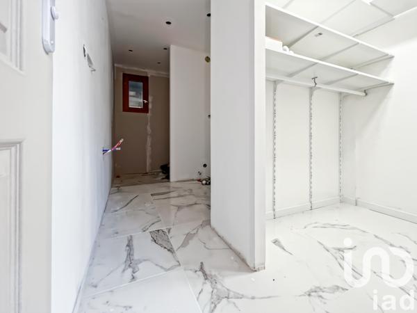 Maison à vendre 9 pièces 211 m² Saint-Martin-de-Crau