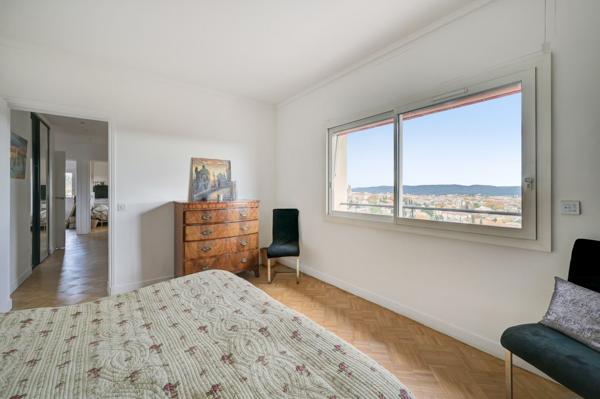 Vente Appartement de luxe Aix-en-Provence 5 Pièces 131 m²