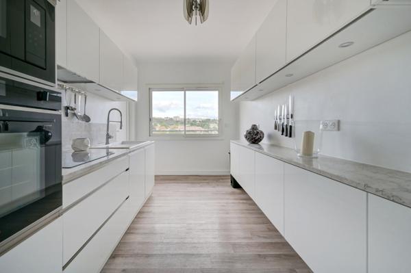 Vente Appartement de luxe Aix-en-Provence 5 Pièces 131 m²