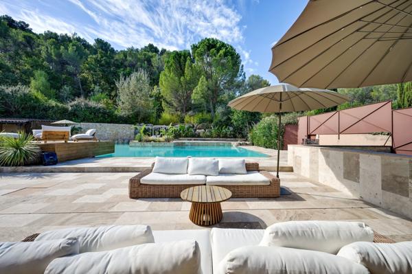 Vente Maison de luxe Aix-en-Provence 10 Pièces 500 m²
