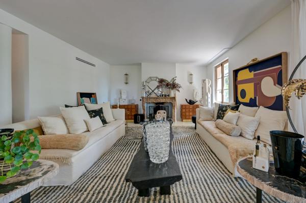 Vente Maison de luxe Aix-en-Provence 8 Pièces 340 m²