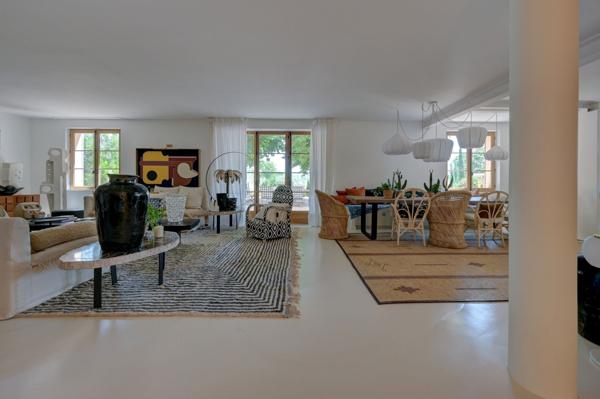 Vente Maison de luxe Aix-en-Provence 8 Pièces 340 m²