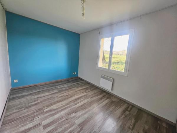 MAISON DE PLAIN PIED AVEC JARDIN ET GARAGE