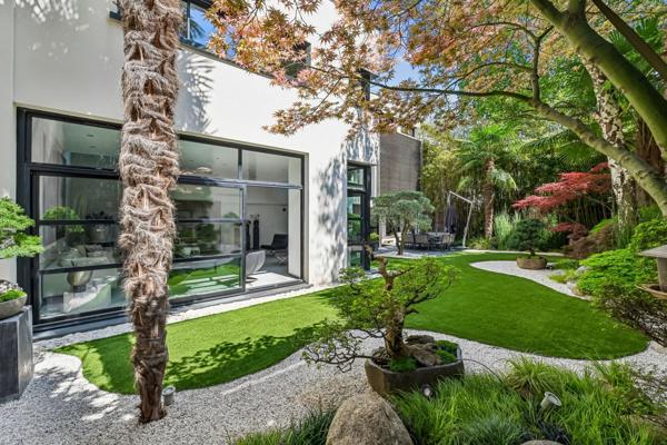 Vente Maison contemporaine Suresnes 6 Pièces 208 m²
