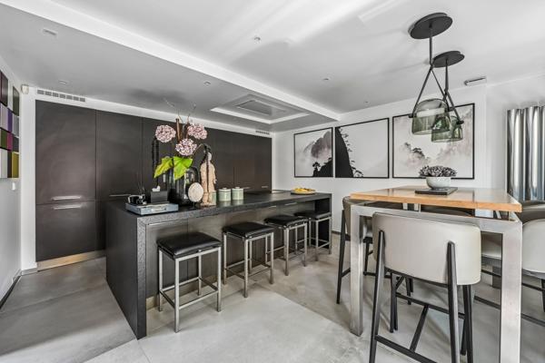 Vente Maison contemporaine Suresnes 6 Pièces 208 m²