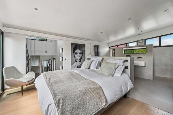 Vente Maison contemporaine Suresnes 6 Pièces 208 m²
