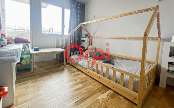 Appartement à vendre    4 pièces • 70,40 m2 Poissy