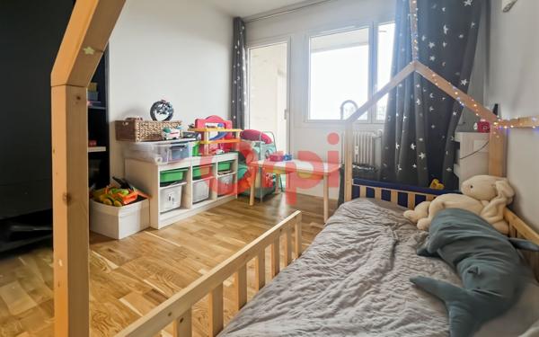 Appartement à vendre    4 pièces • 70,40 m2 Poissy