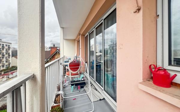 Appartement à vendre    4 pièces • 70,40 m2 Poissy