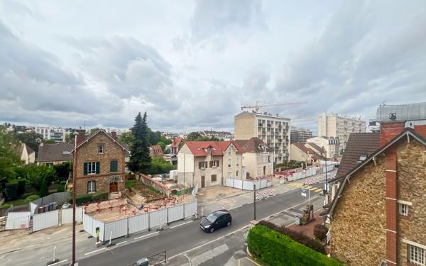 Appartement à vendre    4 pièces • 70,40 m2 Poissy