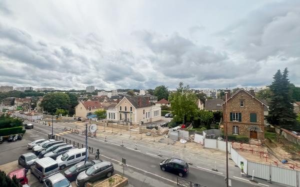 Appartement à vendre    4 pièces • 70,40 m2 Poissy