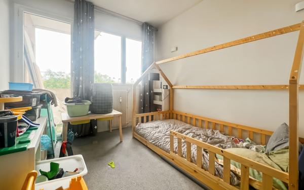 Appartement à vendre    4 pièces • 70,40 m2 Poissy