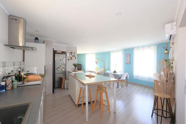 Maison de ville T3 de 90 m² très lumineuse avec terrasse