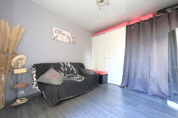 Maison de ville T3 de 90 m² très lumineuse avec terrasse