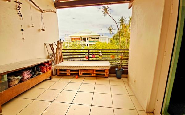 Appartement à vendre    4 pièces • 80,74 m2 Saint-Paul