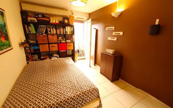 Appartement à vendre    4 pièces • 80,74 m2 Saint-Paul