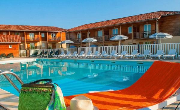 INVESTISSEMENT LOCATIF  Eauze  Résidence Tourisme Les Maisons du Golf dArmagnac  5,34 % de rentabilité