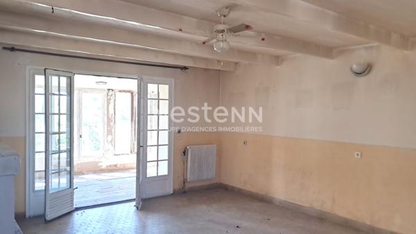 MAISON A VENDRE A TERGNIER (AISNE) - CINQ PIECES - 4 CHAMBRES - 106 m² - TERRAIN DE 480 M²