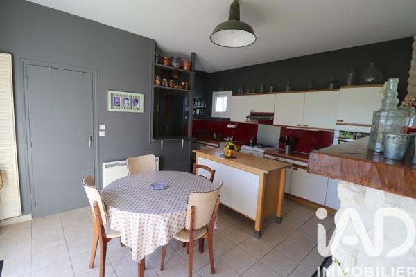 Maison à vendre 5 pièces 99 m² Montguyon