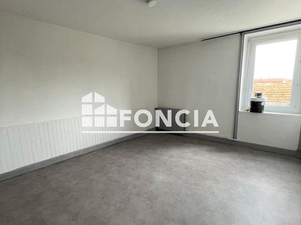 Location Appartement 3 pièces 76.1 m² - 130 RUE MULSANT ET 1 RUE LITTRE Roanne 42300
