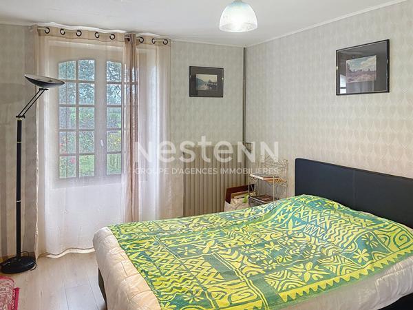 Potentiel unique : plain-pied, combles aménageables et dépendances